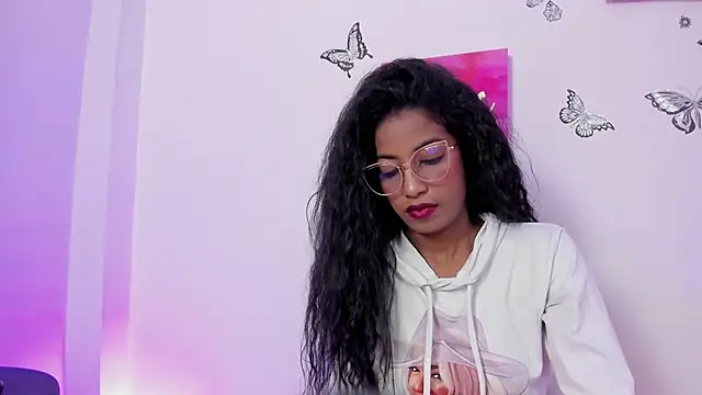 dany brownie online show from February 13, 8:06 am