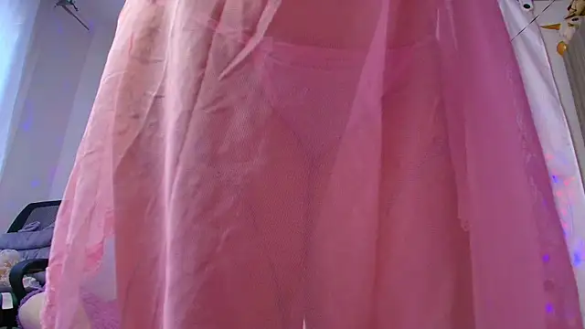 Snapshot of MiaFlamesxxx chatting on September 27, 7:30 pm MiaFlamesxxx online show from September 27, 7:30 pm