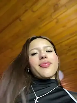 Sofia18 pinkk online show from February 25, 11:33 pm