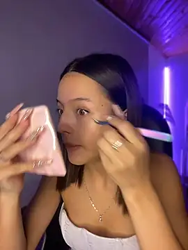 Sofia18 pinkk online show from May 27, 11:13 pm