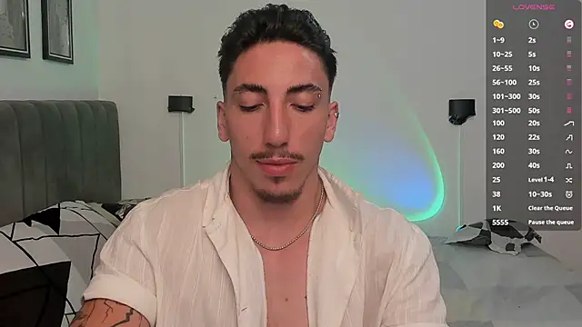 dylanspencer28 online show from January 25, 10:29 am