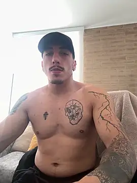 dylanspencer28 online show from September 17, 7:37 pm