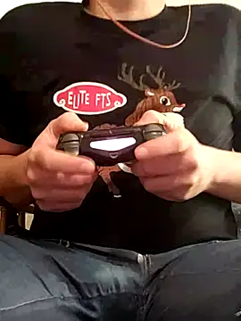 Snapshot of almighty_d chatting on January 26, 7:10 am almighty d online show from January 26, 7:10 am