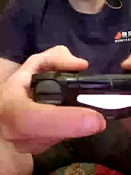 Snapshot of almighty_d chatting on March 5, 4:56 am almighty d online show from March 5, 4:56 am