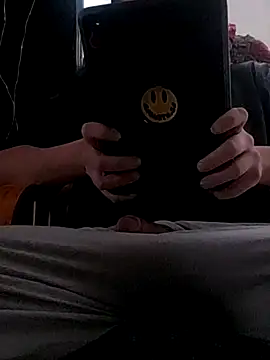 Snapshot of almighty_d chatting on March 14, 3:47 pm almighty d online show from March 14, 3:47 pm