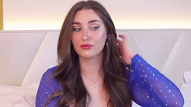 KiraBarlows online show from February 18, 6:37 pm