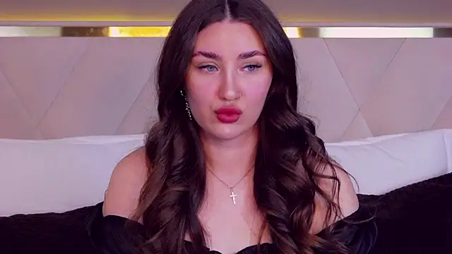 KiraBarlows online show from February 25, 7:25 pm