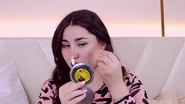 KiraBarlows online show from February 27, 7:37 pm