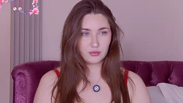 KiraBarlows online show from July 30, 7:13 pm