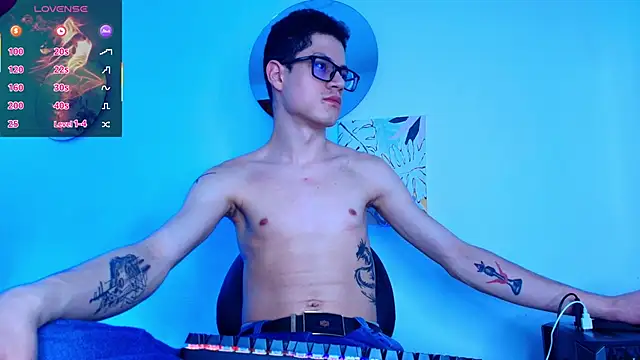 wolfandsky online show from February 18, 11:50 am