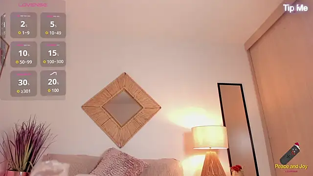 viviannehill hot online show from February 12, 12:49 am