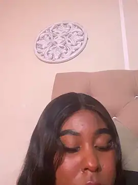 Snapshot of yelicampbell chatting on March 5, 9:27 am yelicampbell online show from March 5, 9:27 am