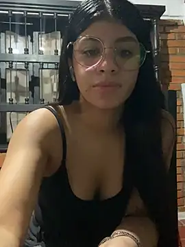 AmandaBrooks 18 online show from March 16, 3:14 am