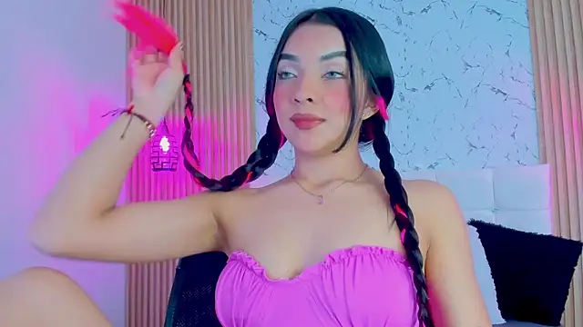 Snapshot of GABRIELAM_MS chatting on February 12, 10:04 pm GABRIELAM MS online show from February 12, 10:04 pm