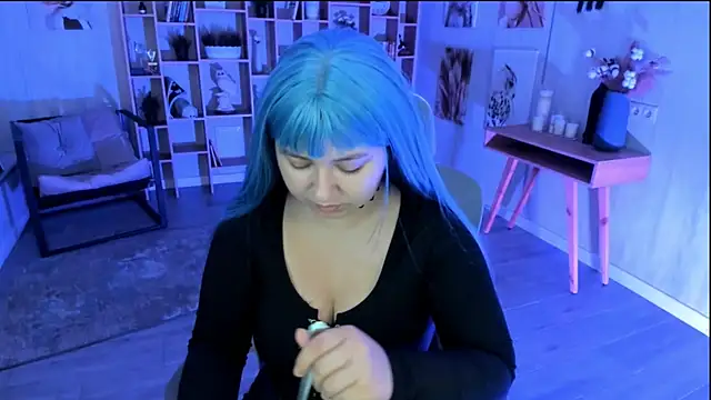 DiaAngell online show from October 11, 7:56 pm