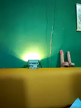 Snapshot of ilonna2025 chatting on November 13, 5:39 am ilonna2025 online show from November 13, 5:39 am