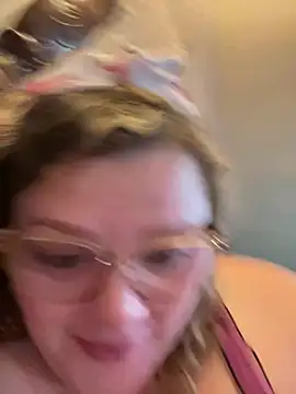 Snapshot of Doublegs777 chatting on January 31, 4:47 am Doublegs777 online show from January 31, 4:47 am