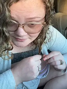 Snapshot of Doublegs777 chatting on February 1, 10:34 pm Doublegs777 online show from February 1, 10:34 pm