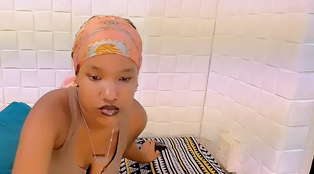 EroticSexyPrada online show from March 14, 12:32 am