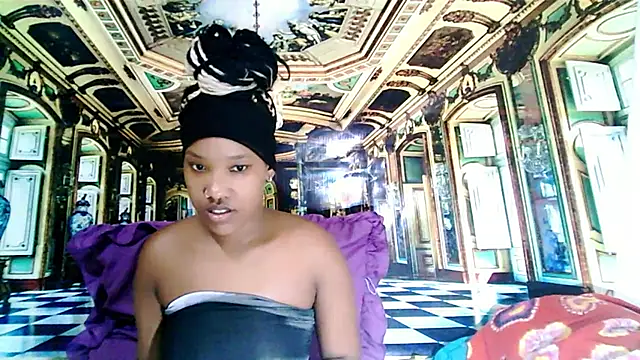 EroticSexyPrada online show from January 31, 7:11 pm