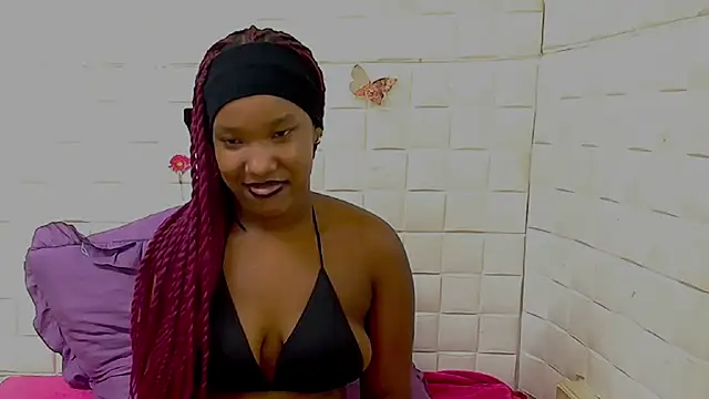 EroticSexyPrada online show from March 14, 6:46 pm