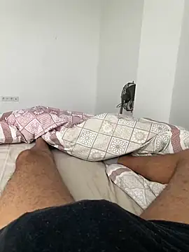 Snapshot of atesliskc chatting on February 7, 8:44 am atesliskc online show from February 7, 8:44 am