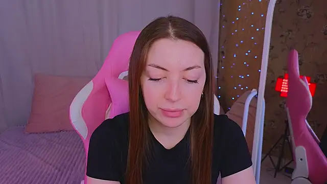 Ann moon   online show from March 10, 12:26 pm