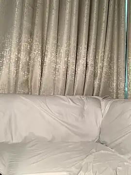 madell online show from July 10, 3:44 am