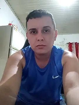 Snapshot of caiogostoso chatting on December 19, 5:14 am caiogostoso online show from December 19, 5:14 am