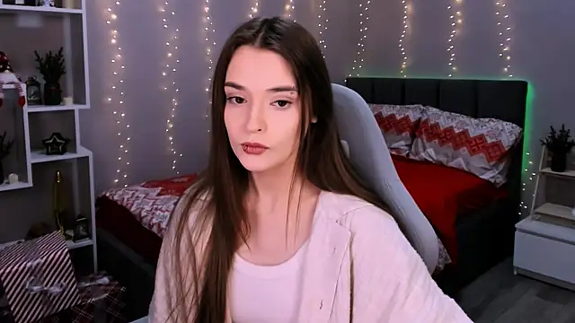 Snapshot of RayWillliams chatting on December 16, 6:46 pm RayWillliams online show from December 16, 6:46 pm