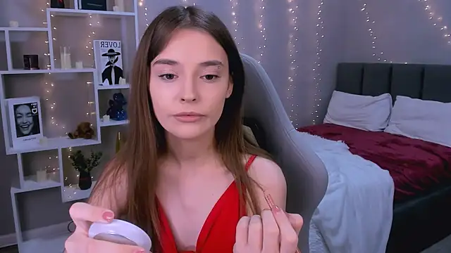 Snapshot of RayWillliams chatting on February 10, 6:12 pm RayWillliams online show from February 10, 6:12 pm