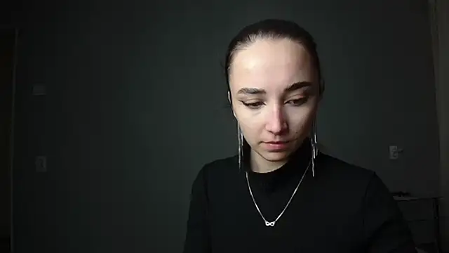 Eva Gloryy online show from March 12, 5:49 pm