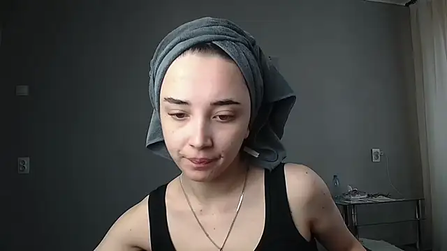 Eva Gloryy online show from March 14, 11:23 am