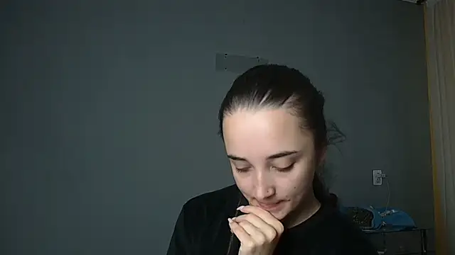 Eva Gloryy online show from October 14, 1:01 pm