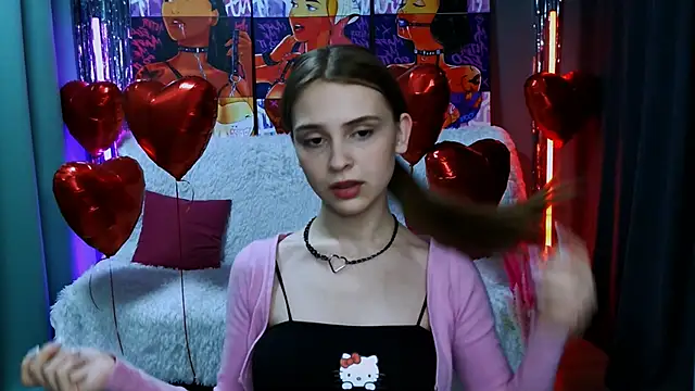 Snapshot of JinxTonks chatting on February 24, 8:58 pm JinxTonks online show from February 24, 8:58 pm