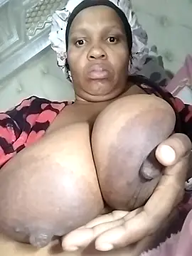 Snapshot of bubblendz1988 chatting on July 27, 3:13 am bubblendz1988 online show from July 27, 3:13 am