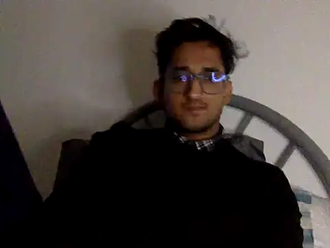 Snapshot of Abdullah07Maxxi chatting on December 15, 12:09 pm Abdullah07Maxxi online show from December 15, 12:09 pm