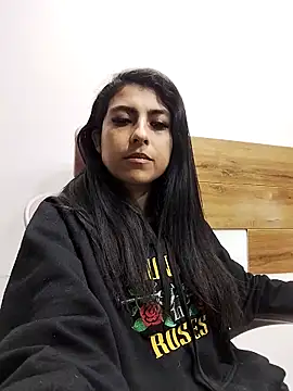 Snapshot of Samanta_kl chatting on May 9, 12:54 pm Samanta kl online show from May 9, 12:54 pm