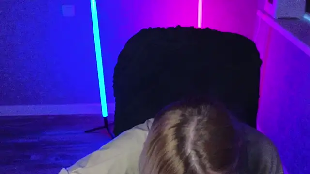 HotBrandyX online show from March 6, 1:27 am