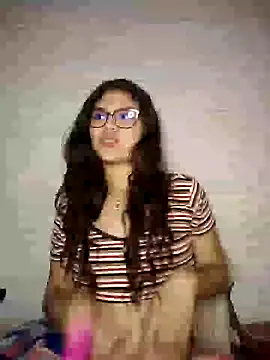 Snapshot of enid_greins chatting on February 8, 4:03 am enid greins online show from February 8, 4:03 am