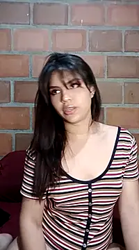 Snapshot of enid_greins chatting on February 27, 12:10 am enid greins online show from February 27, 12:10 am