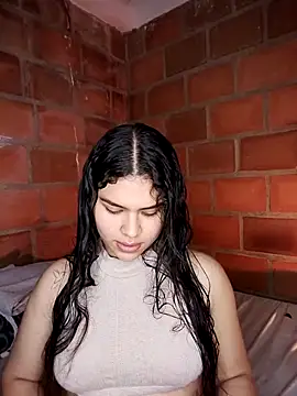 Snapshot of enid_greins chatting on October 20, 1:33 pm enid greins online show from October 20, 1:33 pm