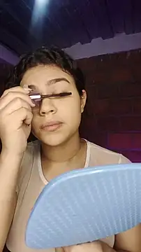 Snapshot of enid_greins chatting on November 24, 1:33 pm enid greins online show from November 24, 1:33 pm