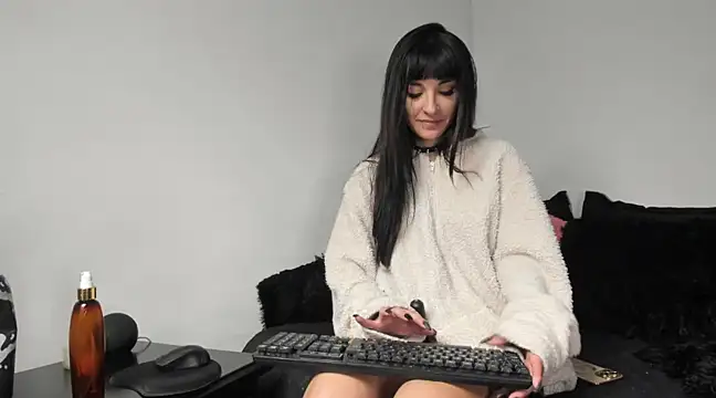 Snapshot of FREYA_GERMANIC chatting on February 17, 9:24 am FREYA GERMANIC online show from February 17, 9:24 am