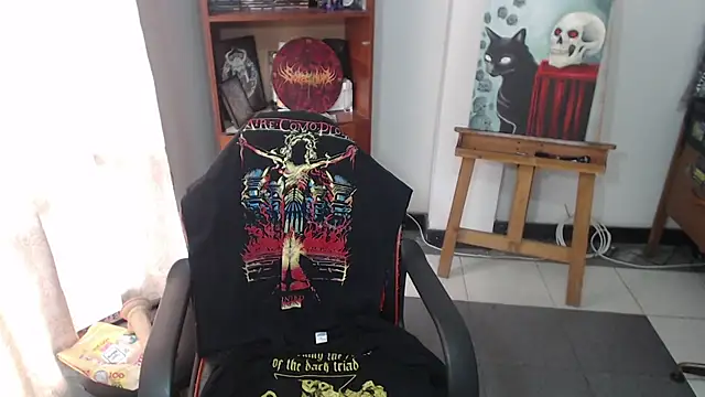 sharonnleon online show from February 24, 7:19 pm