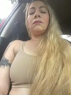 viktoria davis  online show from July 4, 10:49 pm