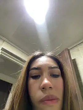 Snapshot of zoe_storm chatting on February 13, 11:04 pm zoe storm online show from February 13, 11:04 pm