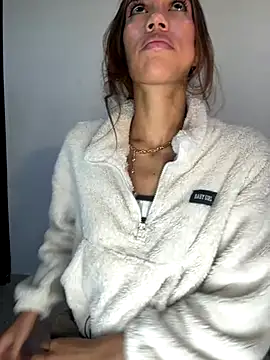 Snapshot of zoe_storm chatting on September 25, 11:19 pm zoe storm online show from September 25, 11:19 pm