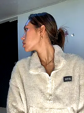 Snapshot of zoe_storm chatting on September 29, 11:53 pm zoe storm online show from September 29, 11:53 pm