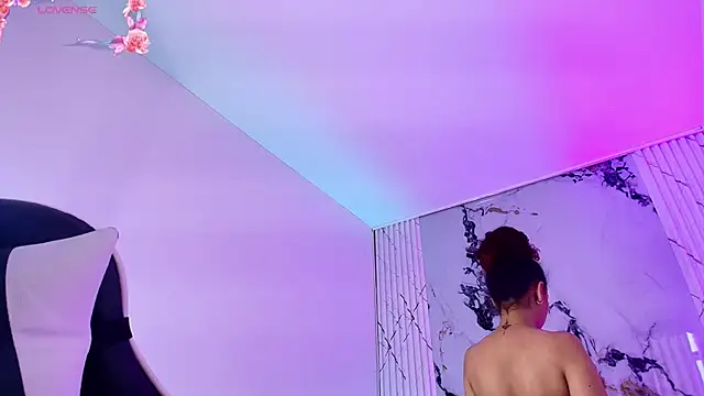 Snapshot of DalayMoore chatting on September 10, 4:40 pm DalayMoore online show from September 10, 4:40 pm